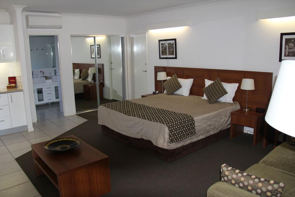 Chinchilla Downtown Motor Inn Eksteriør billede